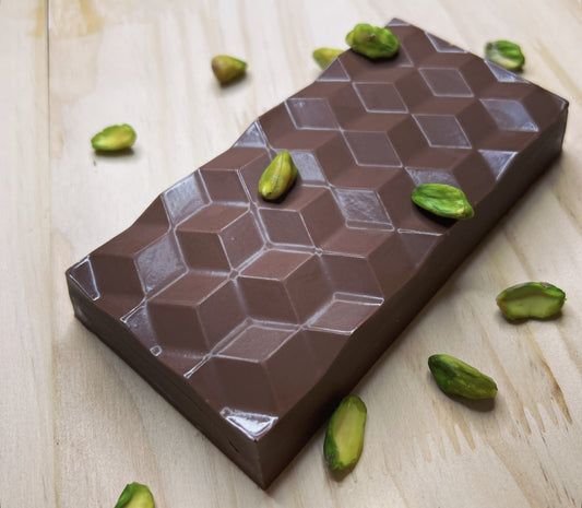 Large Pistachio Dubai Chocolate Bar